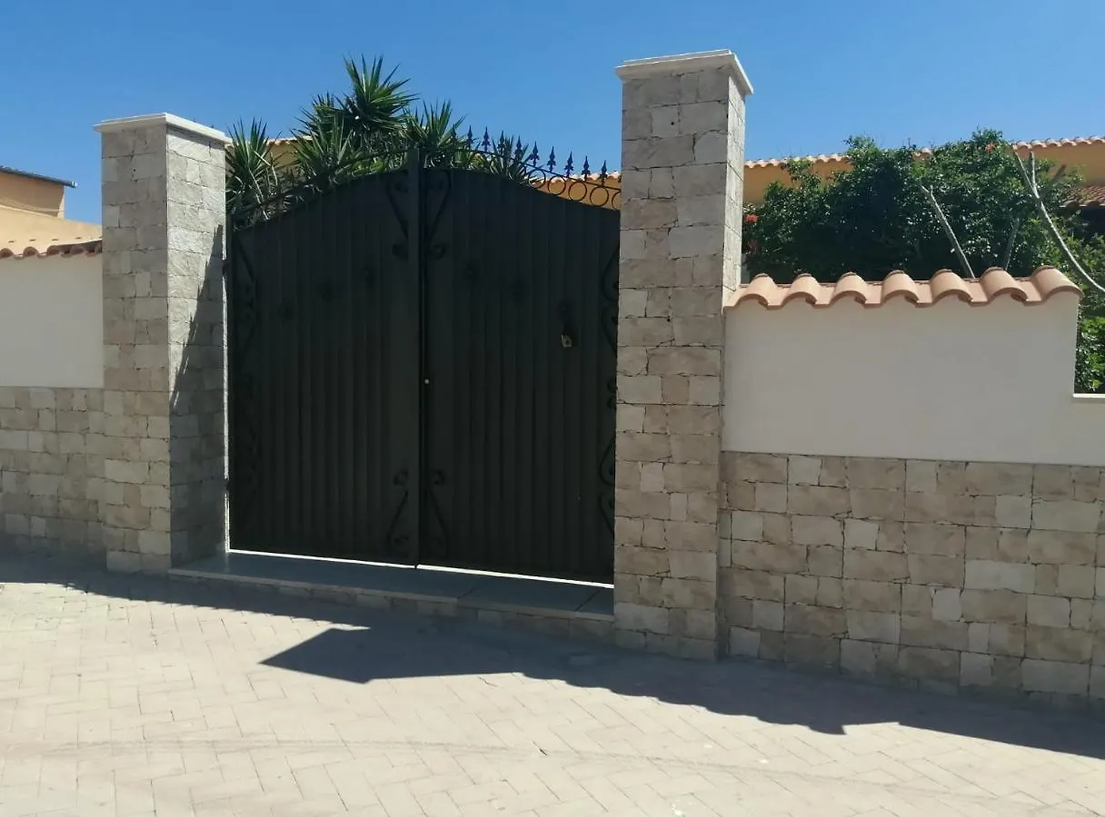 Villa Helena Lampedusa 0*,  Italia